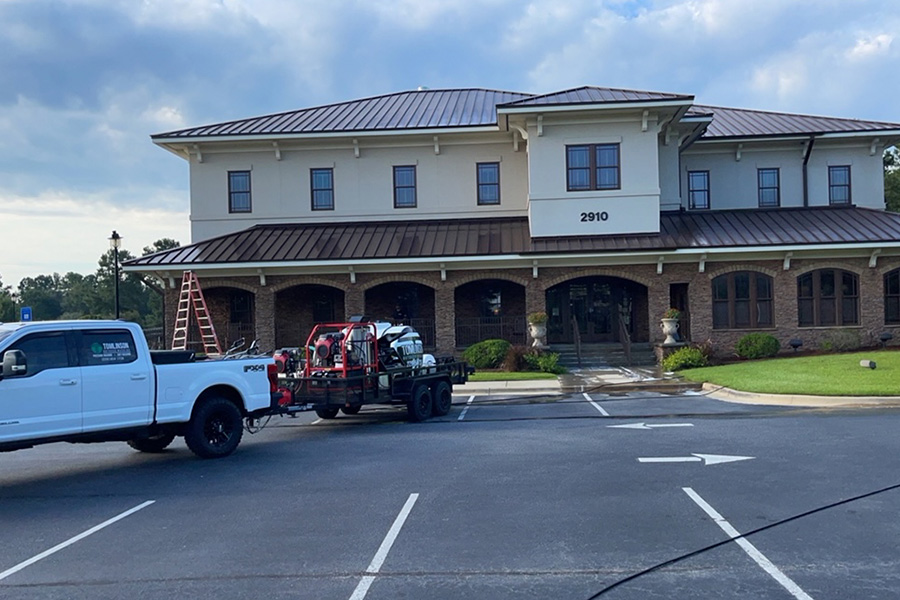 commercial-power-washing-service-albany-ga-1.jpg