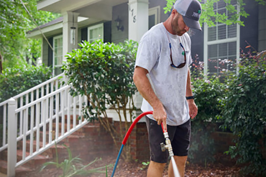 power washiong house front albany ga
